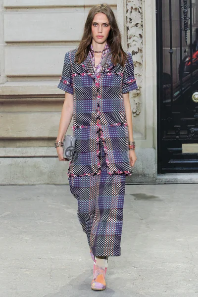 Look 6